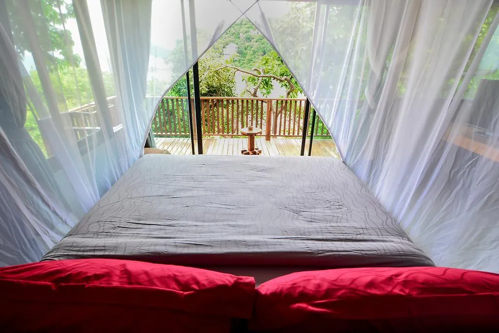 ****  Sai Daeng Resort Koh Tao Thailand